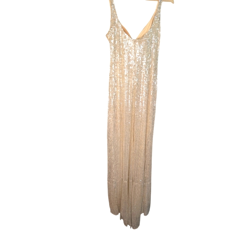 IEENA Mac Duggal fully sequined sheath gown In Silver...Size 8 - Picture 8 of 10